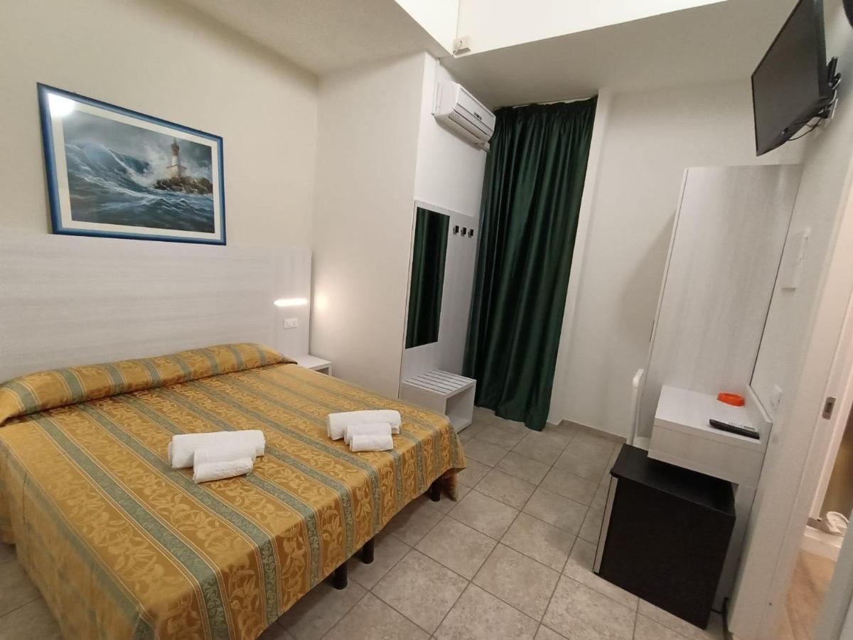 Hotel Zeus Lido Di Classe Room Only Zewnętrze zdjęcie