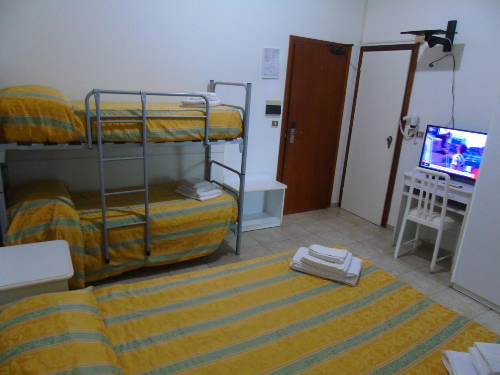 Hotel Zeus Lido Di Classe Room Only Zewnętrze zdjęcie