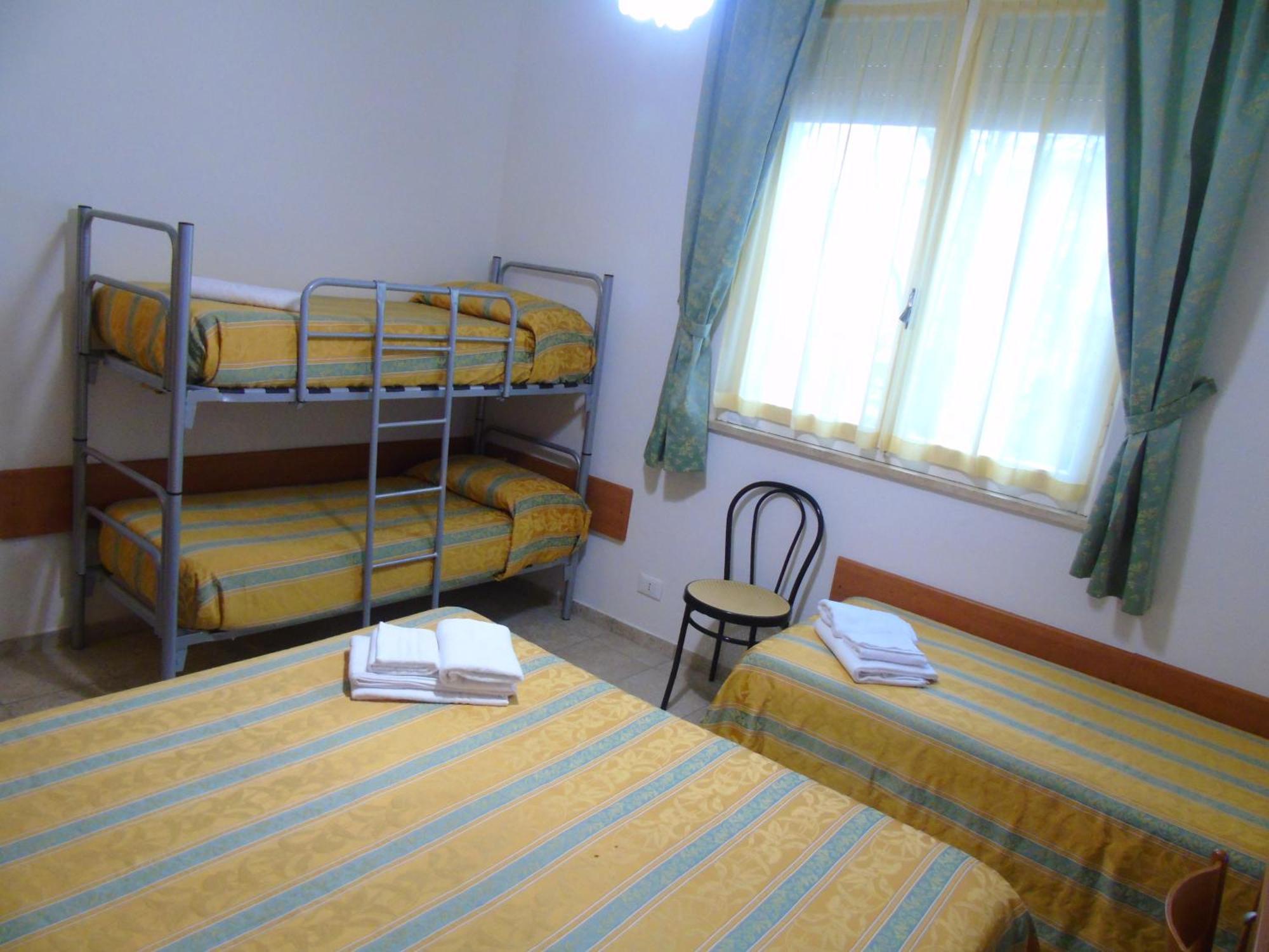 Hotel Zeus Lido Di Classe Room Only Zewnętrze zdjęcie
