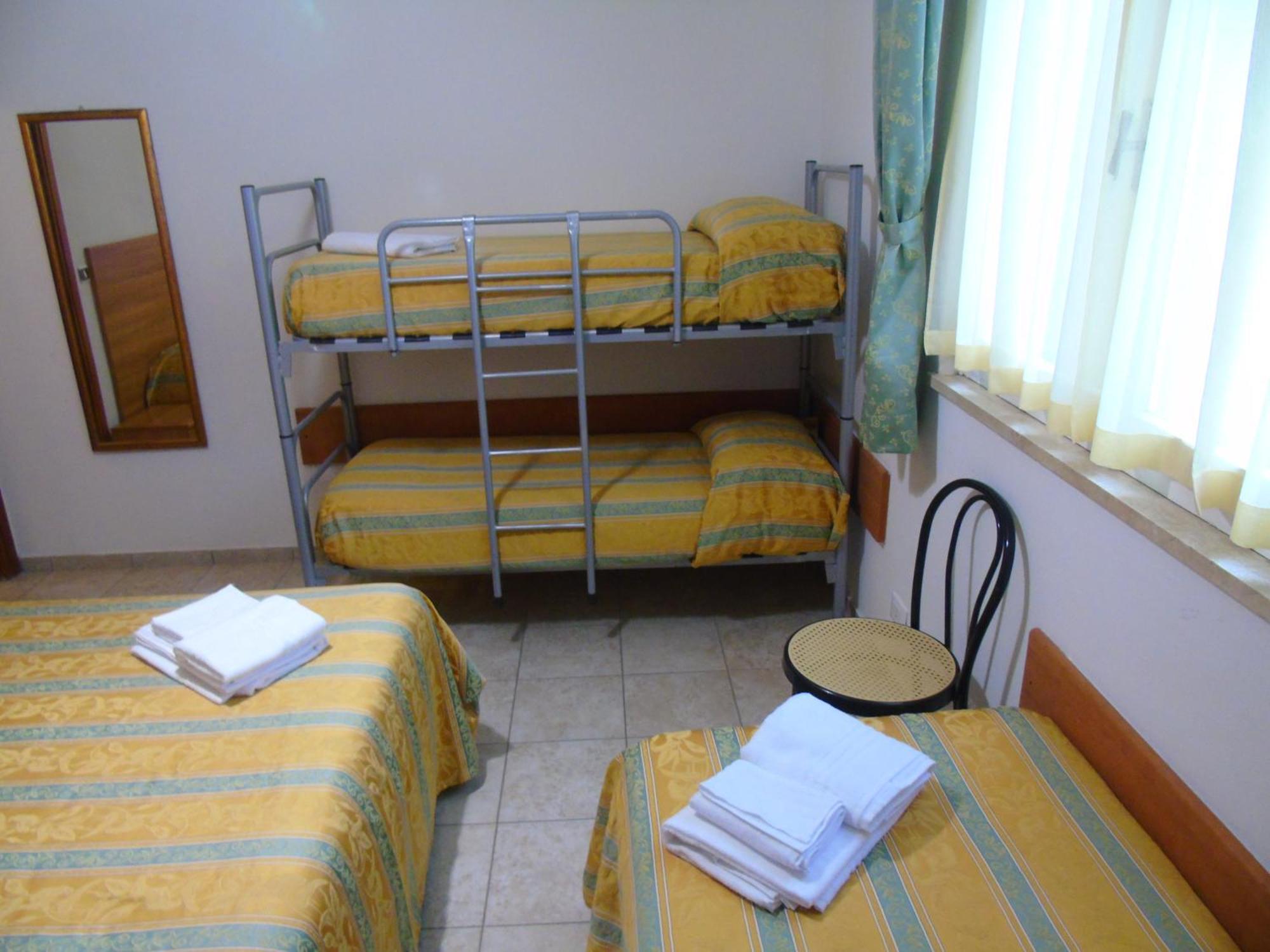 Hotel Zeus Lido Di Classe Room Only Zewnętrze zdjęcie