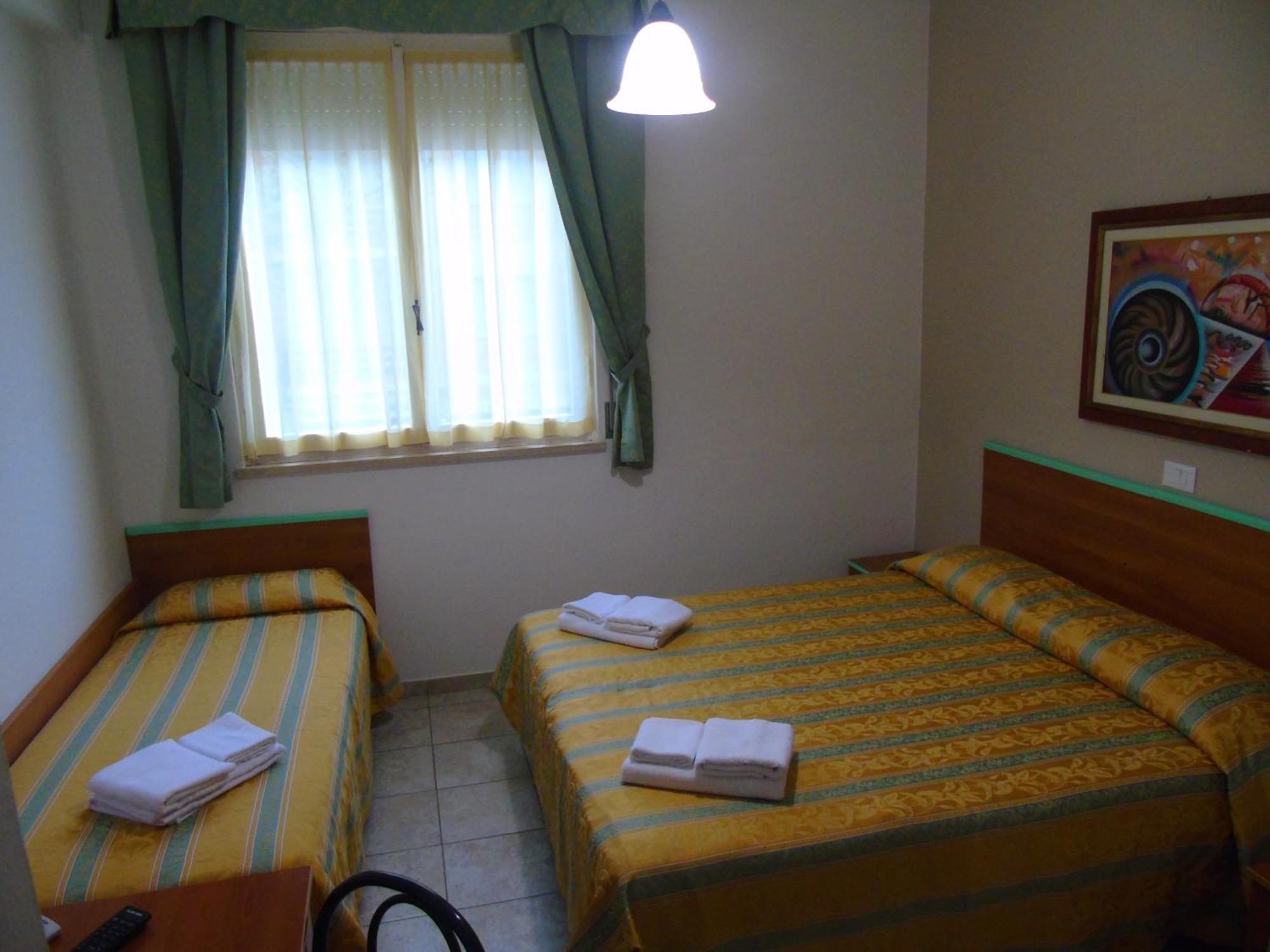 Hotel Zeus Lido Di Classe Room Only Zewnętrze zdjęcie