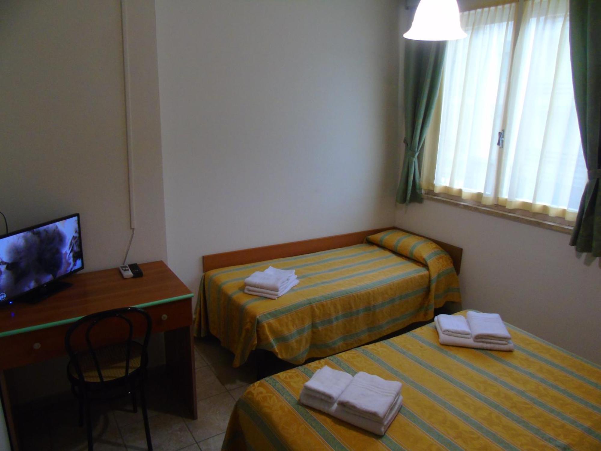 Hotel Zeus Lido Di Classe Room Only Zewnętrze zdjęcie